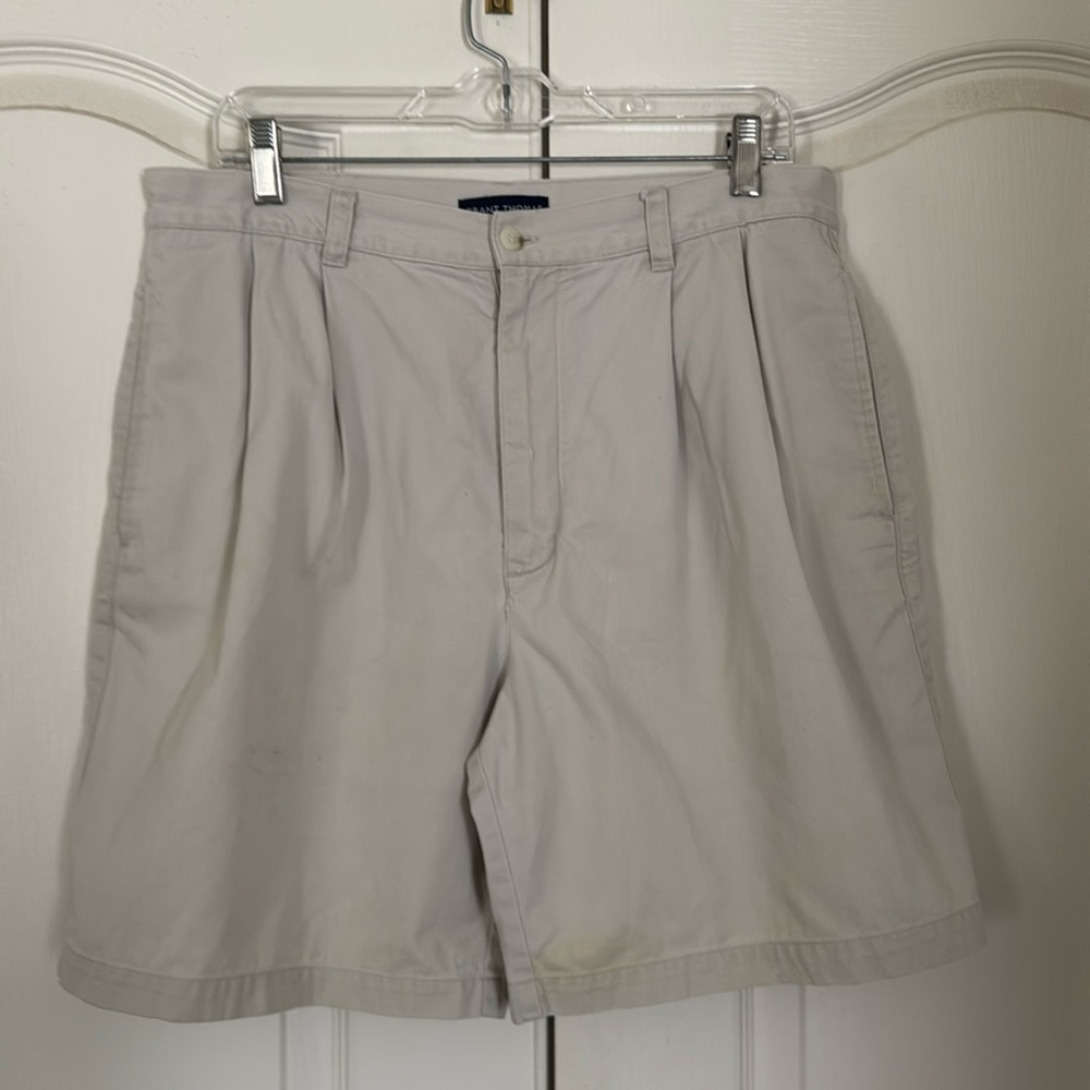 GRANT THOMAS Stone Ivory Pleat Front Chino Shorts Size 34 9” Inseam EUC $75